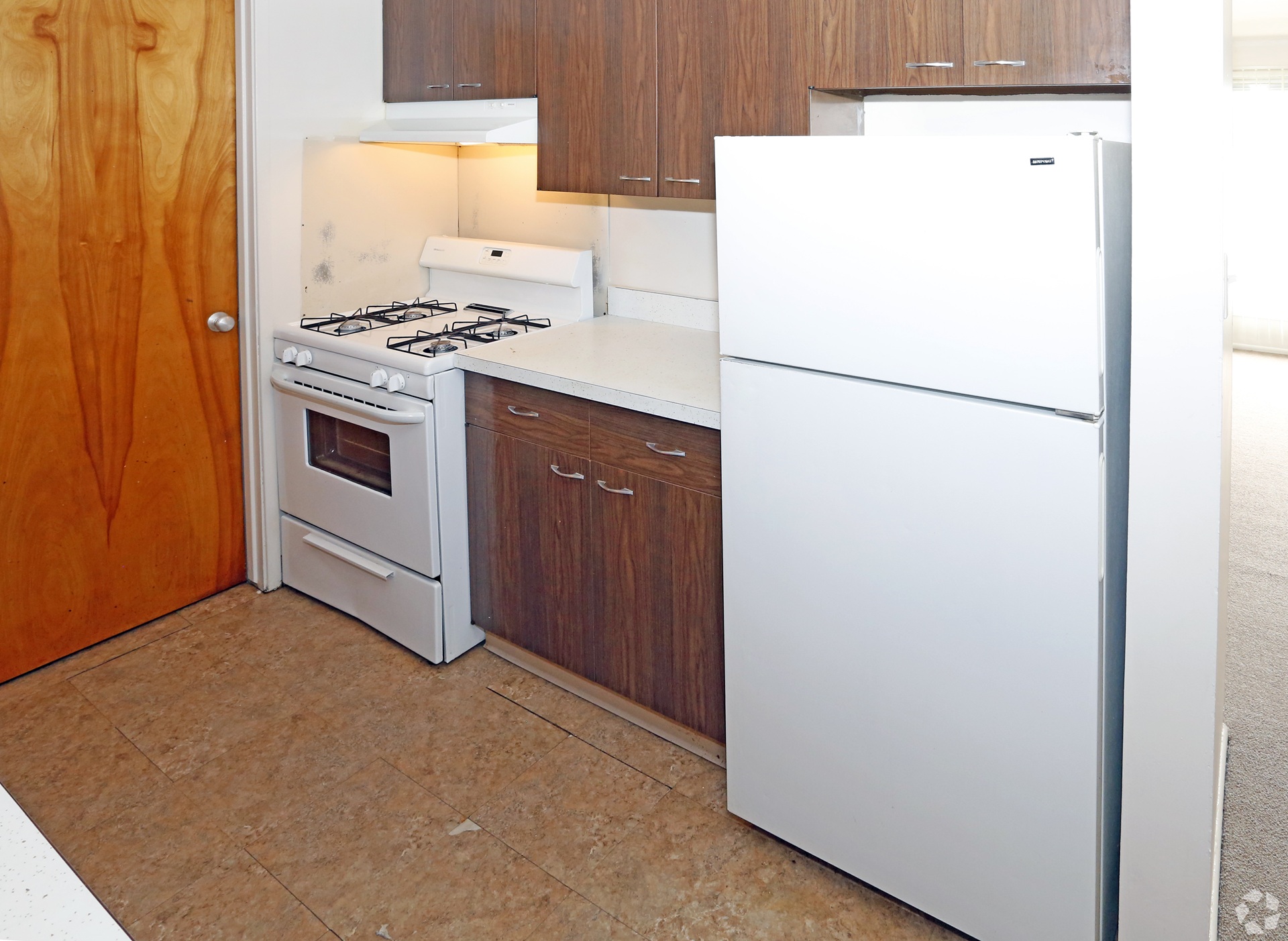 Meadowlane Apartments kitchen in Merrillville Indiana