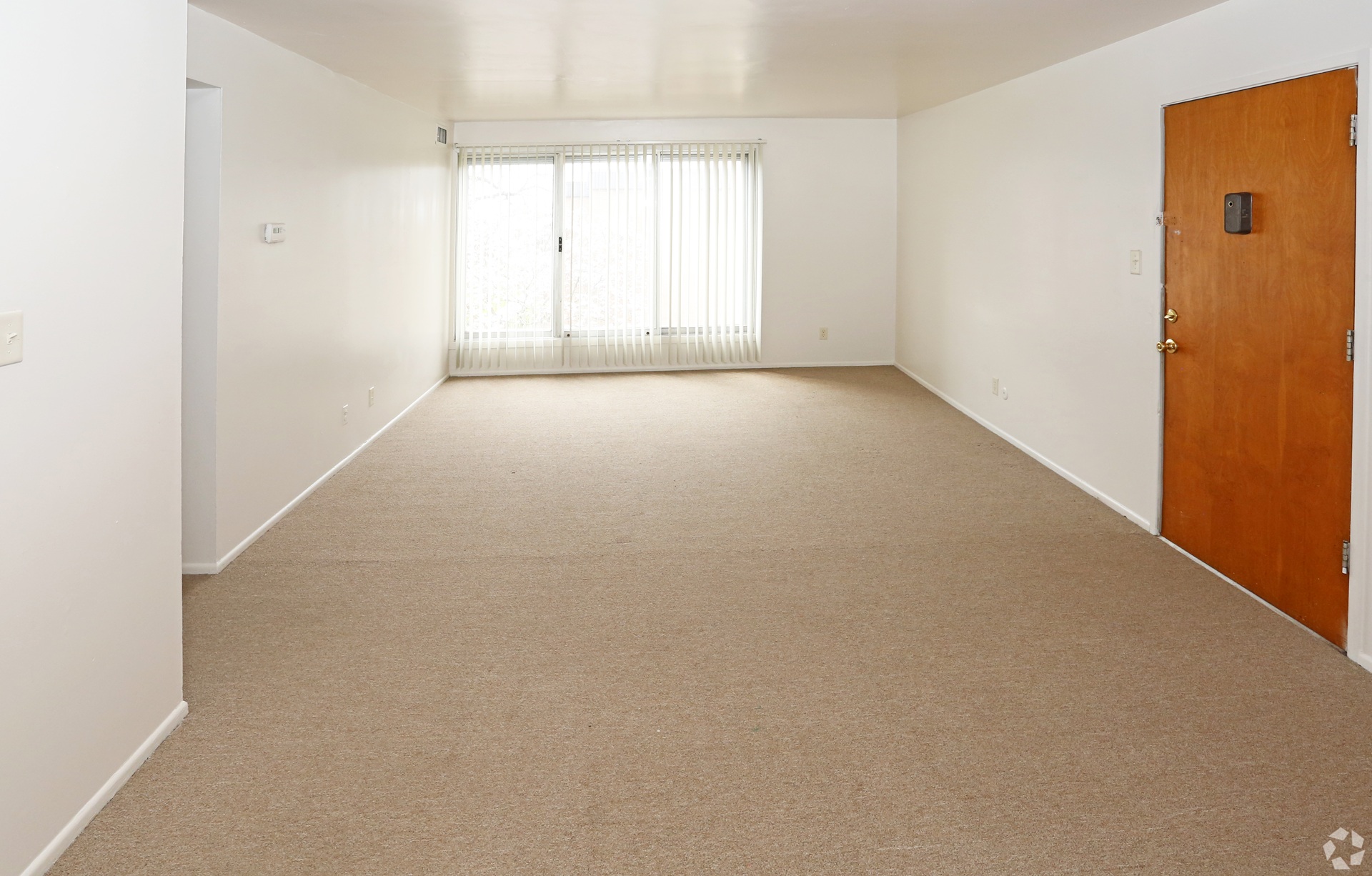 Meadowlane Apartments living room in Merrillville Indiana